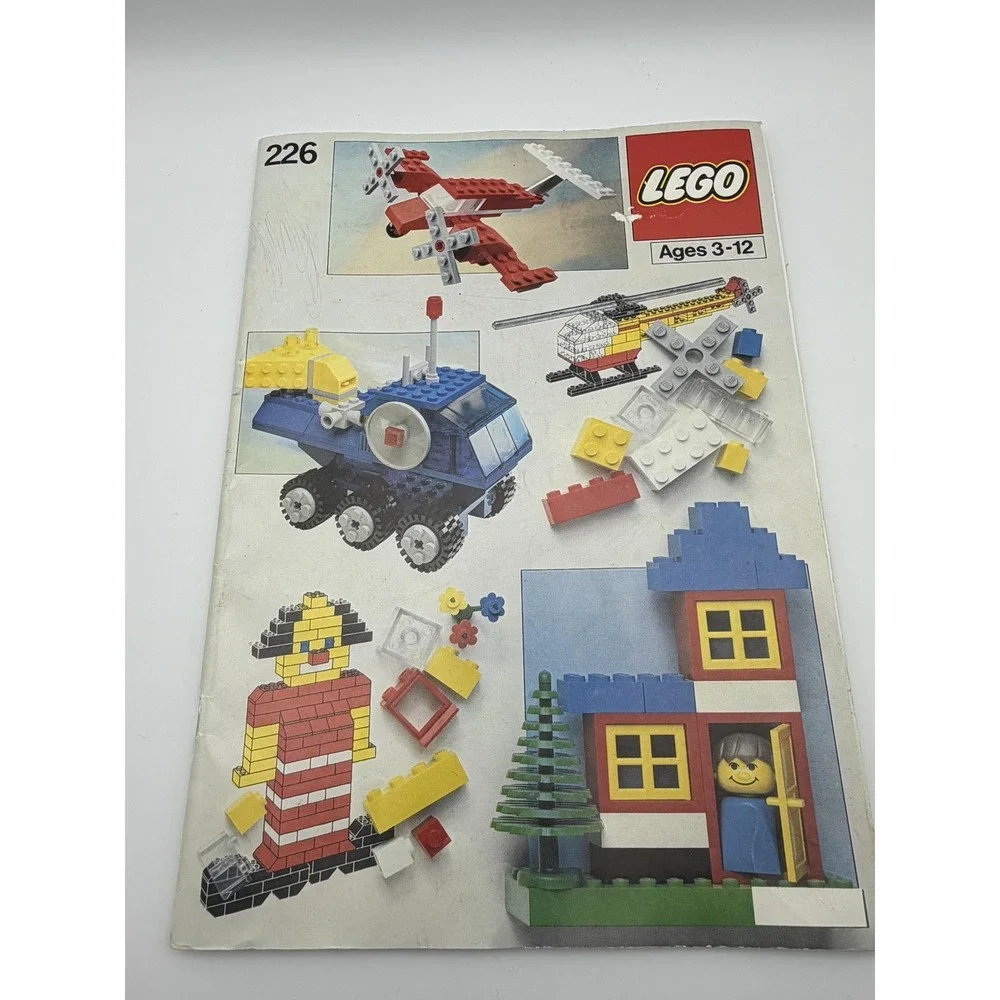 Vintage 1982 LEGO Idea Book 226 Building Ideas‎ Ages 3-12 Softcover Illustrated
